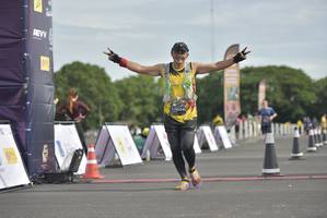 BIB: 0034
                            <button type="button" onclick="openModal(4922219)" class="btn btn-primary btn-sm float-right btn-popup" data-toggle="modal" data-target=".modal-high-quality">
                        <i class="fas fa-shopping-cart"></i> Add to Cart
                    </button>
                                            <button type="button" onclick="isThisMe(4922219, true)" class="btn btn-success btn-sm float-right btn-popup btn-isme hidden" data-toggle="tooltip" data-placement="bottom" title="นี่คือรูปของคุณใช่ไหม คลิกที่นี่เพื่อเอาเข้าอัลบั้ม">
                        <i class="fas fa-plus"></i> Add to album
                    </button>
                    <button type="button" onclick="isThisMe(4922219, false)" class="btn btn-warning btn-sm float-right btn-popup btn-isnotme hidden">
                        <i class="fas fa-ban"></i> Remove from album
                    </button>